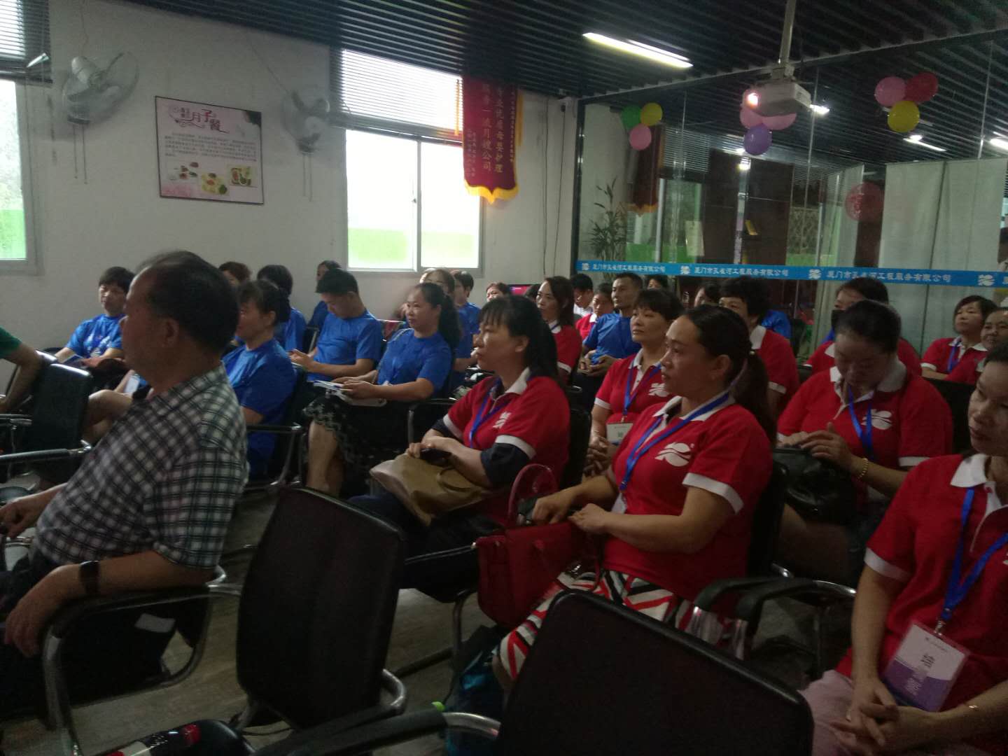 ץ��Ӗ(x��n)��(qi��ng)��(n��i)������ȸ�ӱ�ķ��ɩˎ�Ŏ���Ӗ(x��n)����M(j��n)����