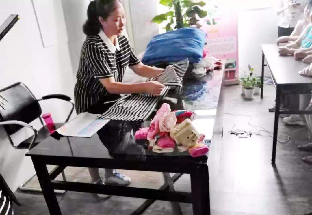 ��ķ��ɩ�ؠt����ɳ��B(t��i)����ȸ����ĩ��Ӗ(x��n)���c(di��n)æ��