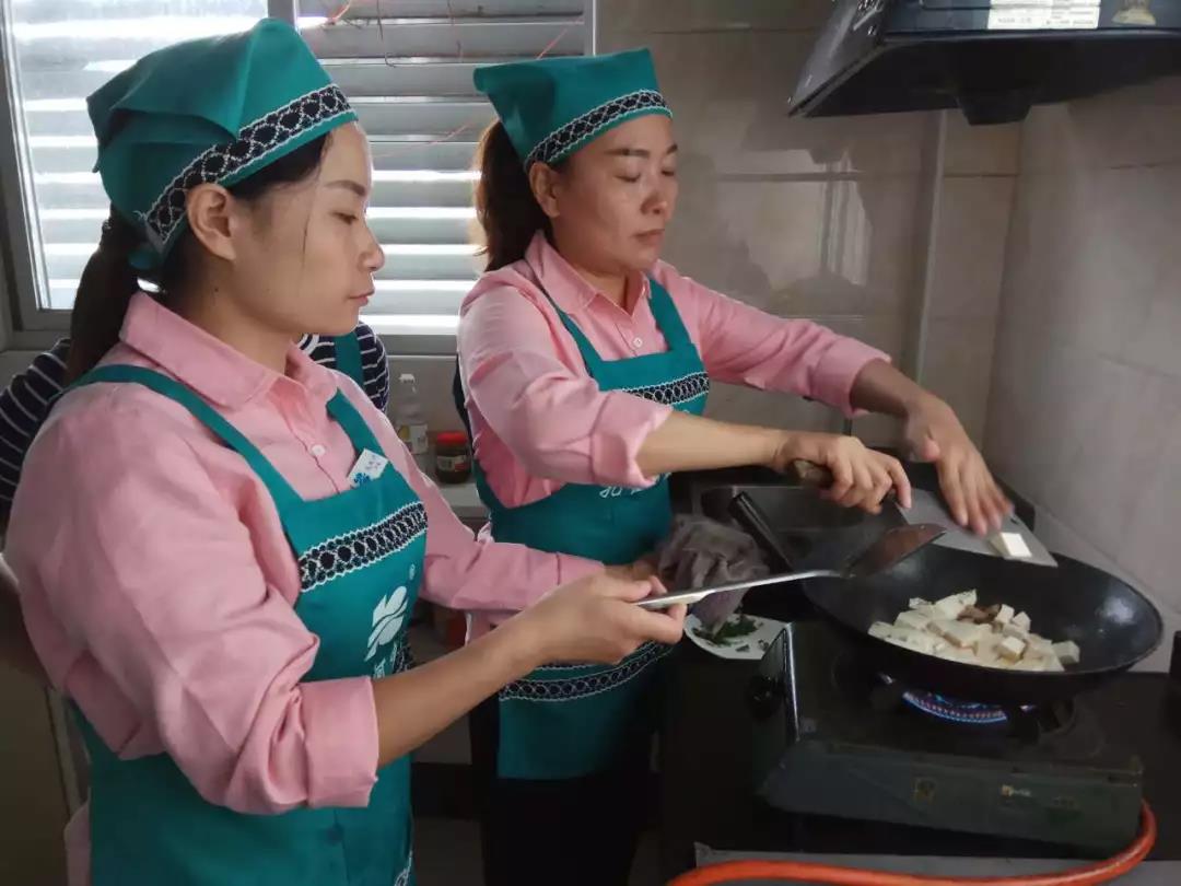 ��֪ͨ��8��20����ɩ��Ӗ(x��n)�_�n��������